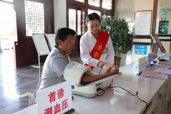 调整大小 1.jpg